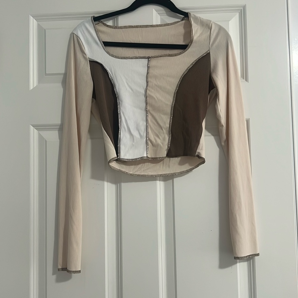 Long sleeve top